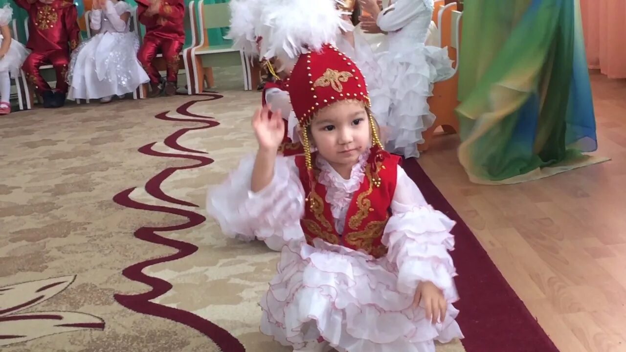 Қамажай би. Казахский танец. Казахский танец в детском саду. Казахский танец для девочек. 22 наурыз ертеңгілік балабақшада сценарий