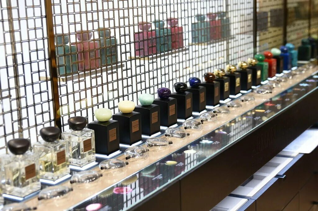 сувенир в виде яблока. золотое яблоко магазин косметики новосибирск. золотое яблоко неглинная. магазин золотое яблоко в казани. зеленое эппл духи.