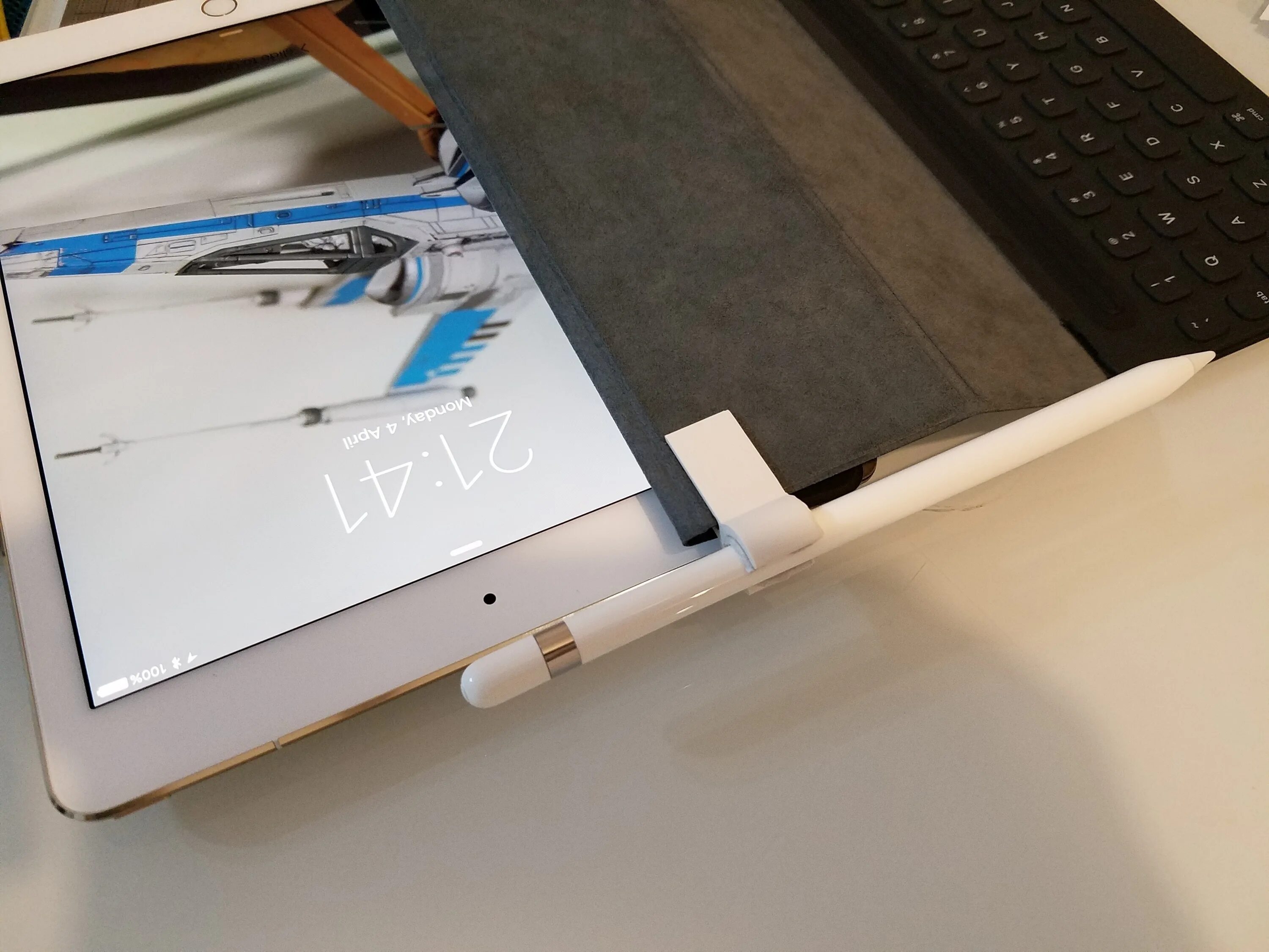 Айпад аир 4 и эпл пенсил. Ipad pro 11 apple pencil 2. Apple pencil (1-го поколения). Ipad mini 2019. Стекло ipad pro 11 2022.