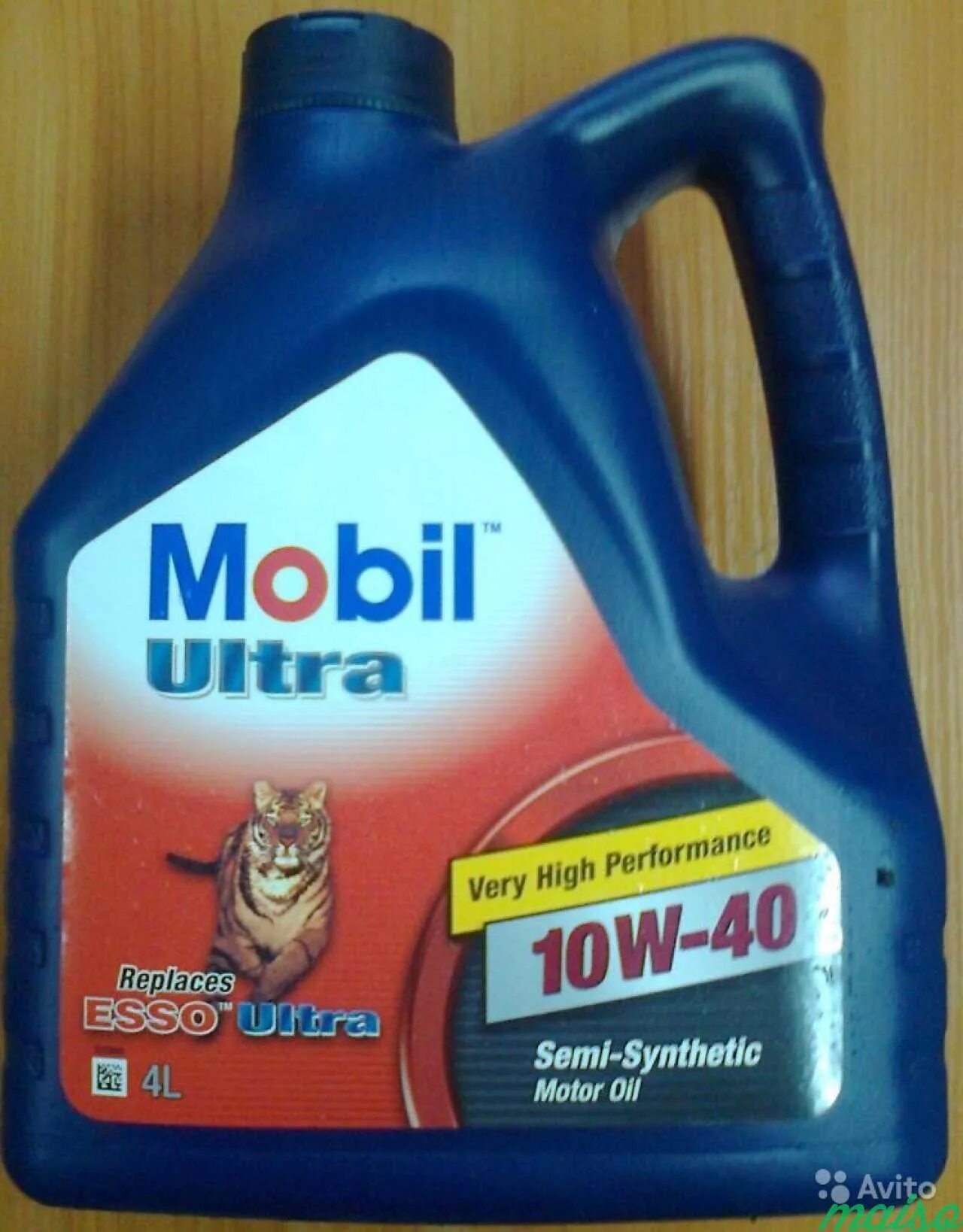 Моторное масло mobil 10w40. Масло мобил ультра 10 в 40. Mobil оригинал Ultra 10w-40. Mobil 10w 40 полусинтетика. Масло мобил 10w 40 синяя канистра.