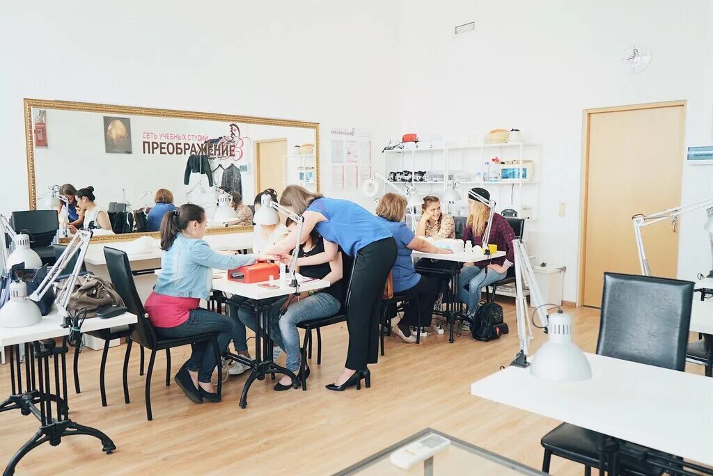 Образование студии. Дискуссионные клубы в москве для подростков в музее. Студия джалинга москва. Образовательная студия logovision. Logovision lvd-01.