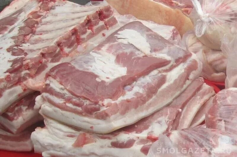 Мясо домашних свиней. Свинина на кости (туши,полутуши,отруб,разруб) охл. 1кг. Свинина на кости (туши,полутуши,разруб) охлажд. 2 Категория. Свинина на кости разруб.
