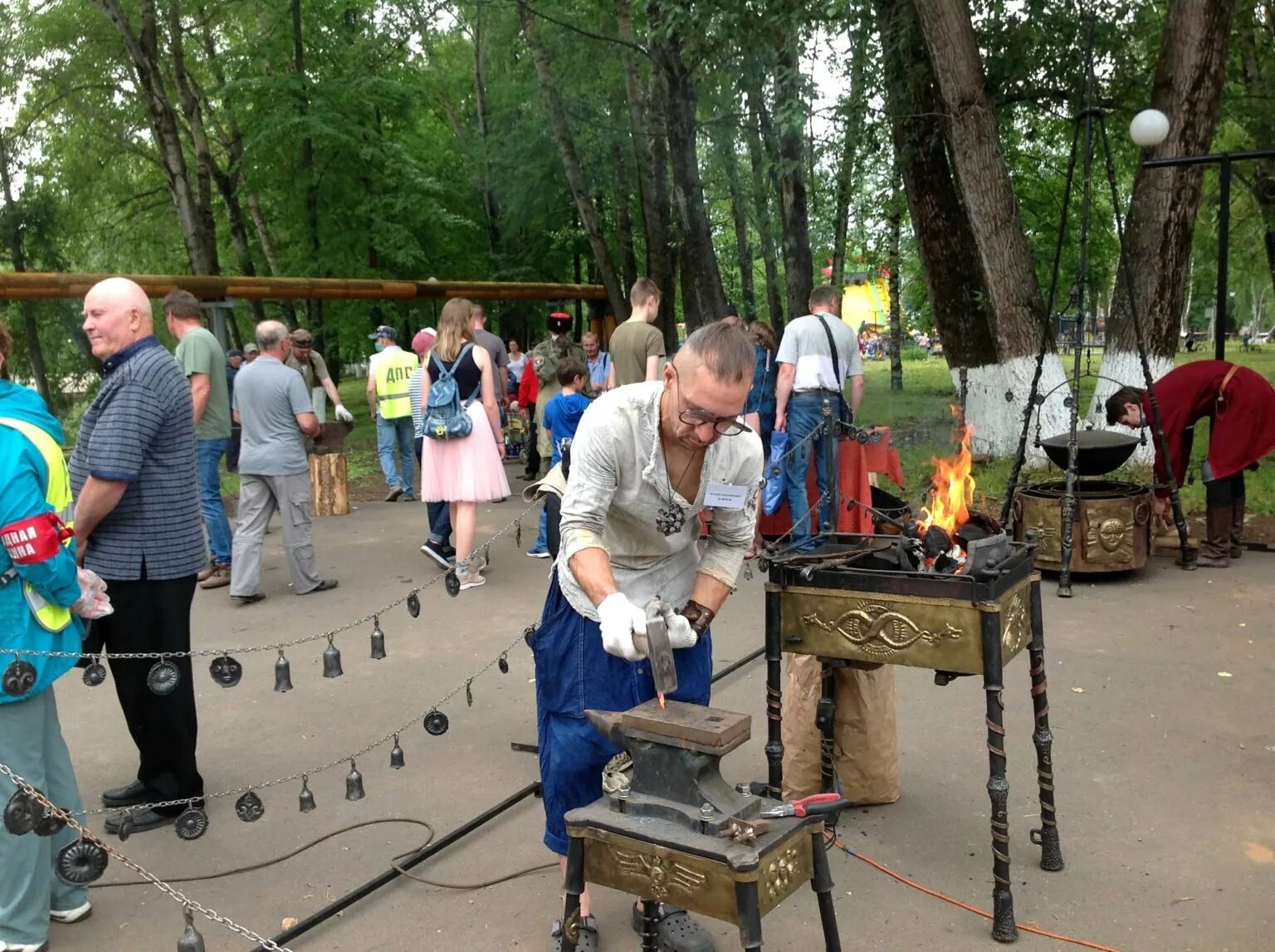 Погода в черной холунице на 10. Фестиваль железа белая Холуница. Белая Холуница межрегиональный фестиваль железа. Белая Холуница фестиваль железа 2023. Фестиваль железа в белой Холунице в 2022.