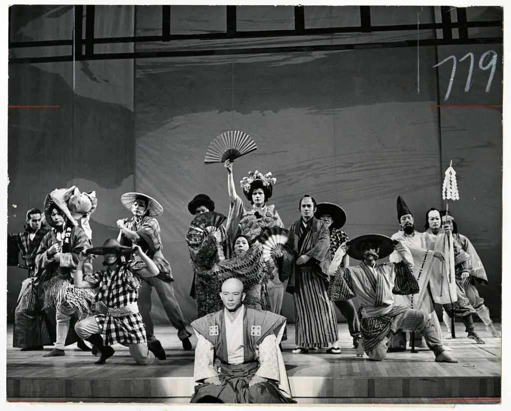 Мюзиклы 20 века. Бродвейский театр 19 век. Бродвей театры 1971. Театр 1800. Мюзиклы 1920.
