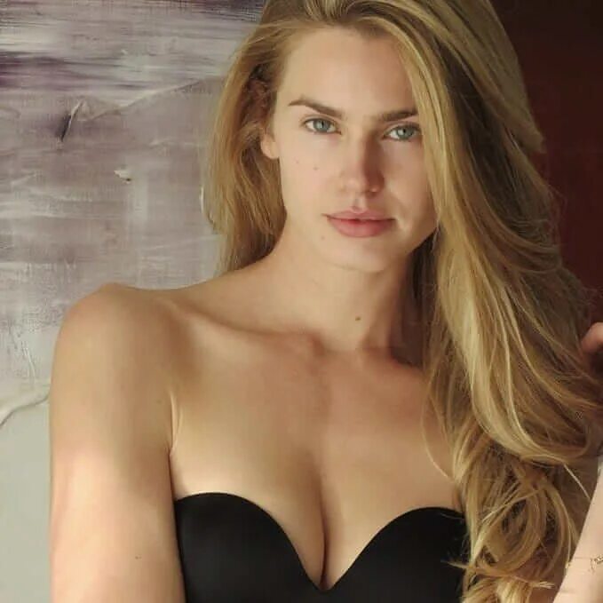 Vanesa horakova биография. Ванесса эсслер. Vanesa horakova биография. Ванесса грасс. Amber's nude erotic pictures at morey studio.