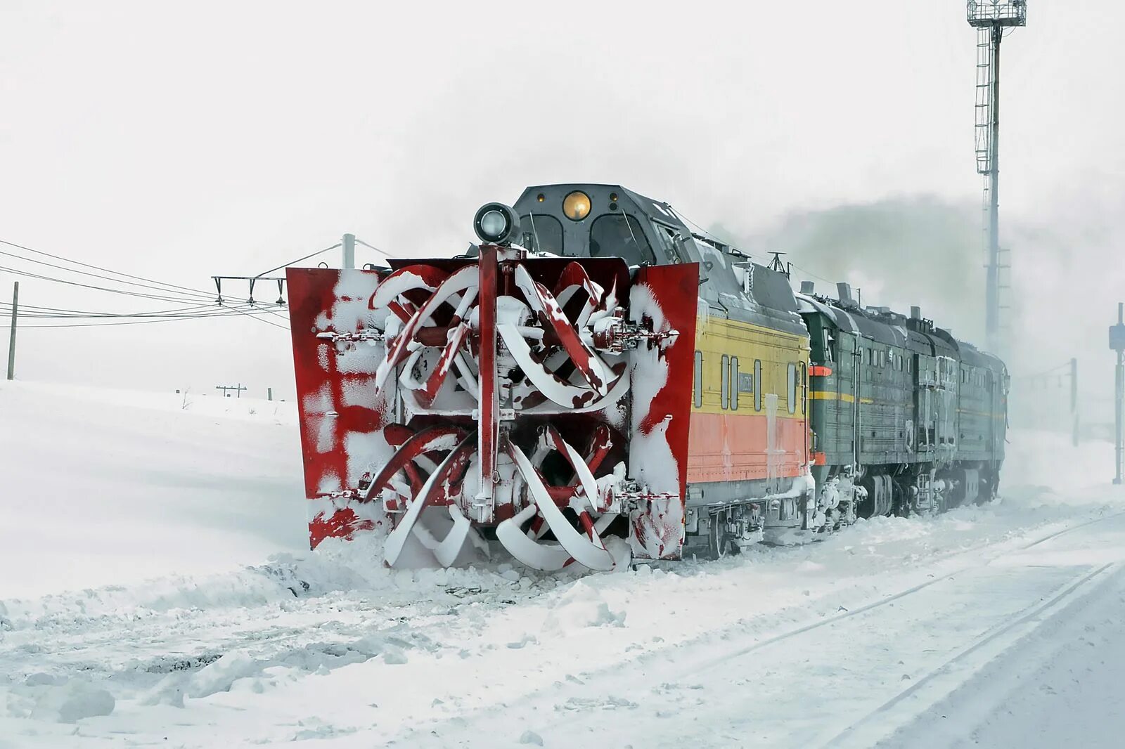 Псс-2п снегоуборочный поезд. См-7 снегоуборочная машина жд. Машина сдпм ржд. Снегоуборочная машина (путевая машина). Снегоуборочная машина псс-2п.
