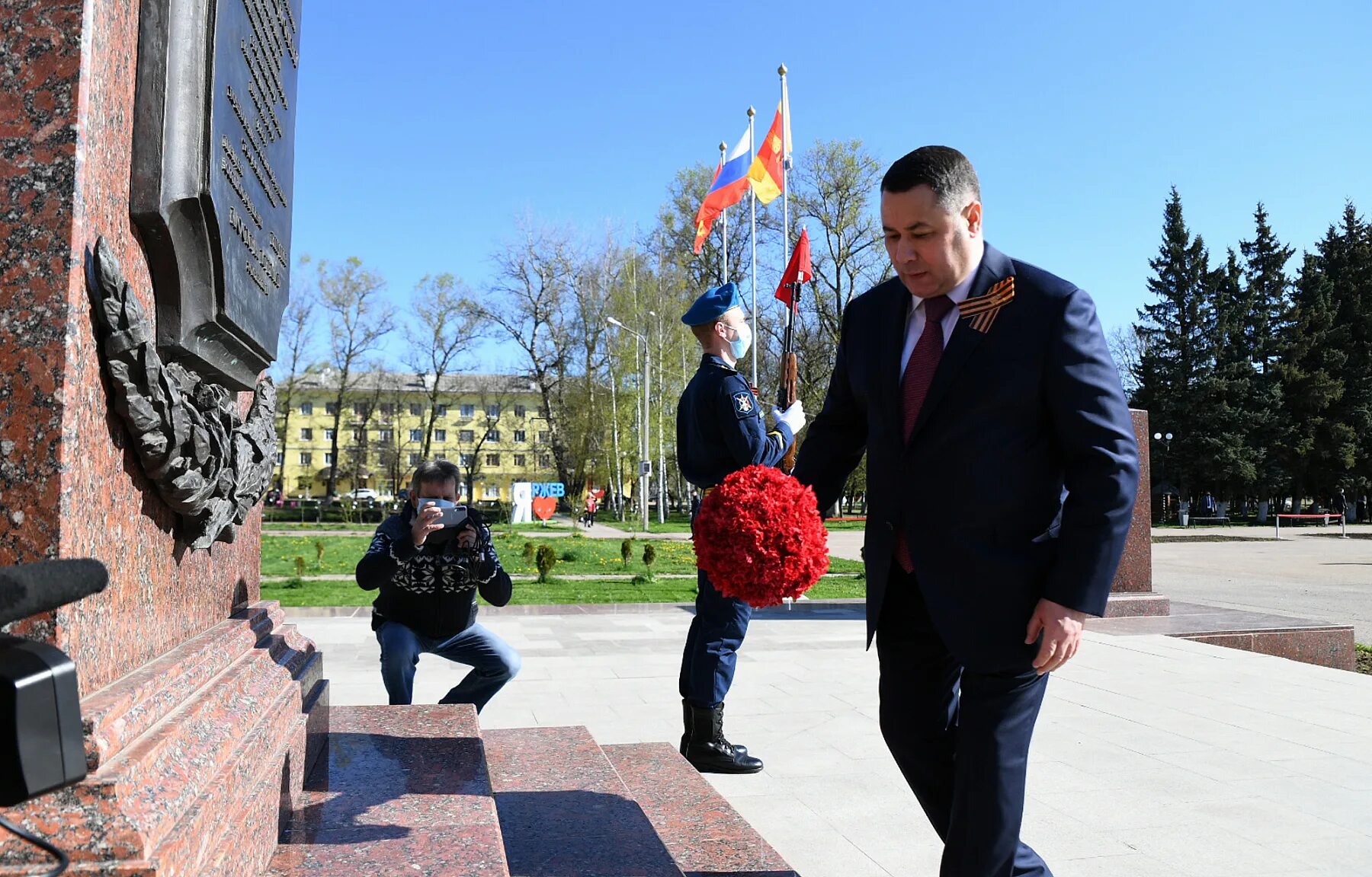 9 мая тверская область. 9 Мая Ржев. С днем Победы Ржев. Ржев Тверская область.