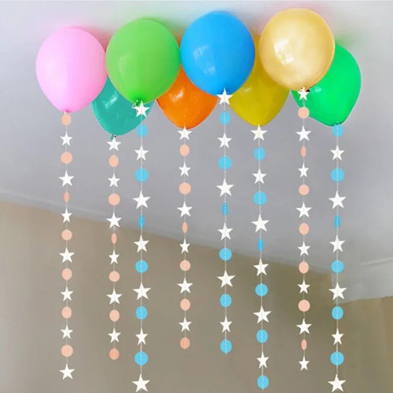 Как сделать ленту с шарами. Украсить комнату шариками. Украшение потолка шарами. Гирлянда из воздушных шаров. Украсить потолок шарами.
