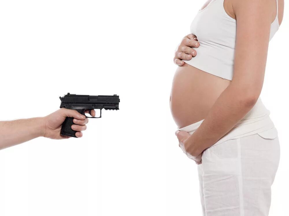 Прерывания второй беременности. Преступление беременной. Угроза беременной женщине.