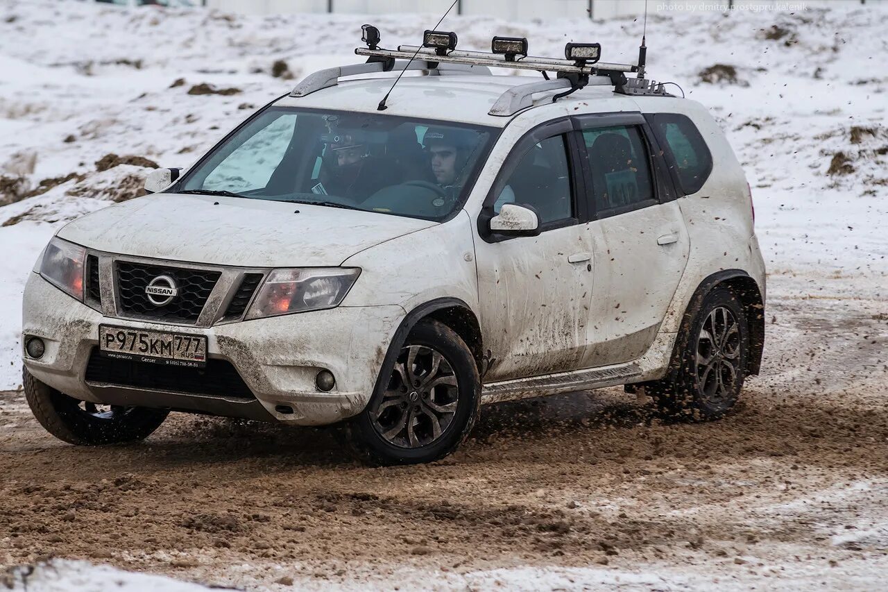 Ниссан террано 17 года. Nissan terrano r50 силовой бампер. Ниссан террано зимой. Ниссан террано зимой. Ниссан террано холодно.