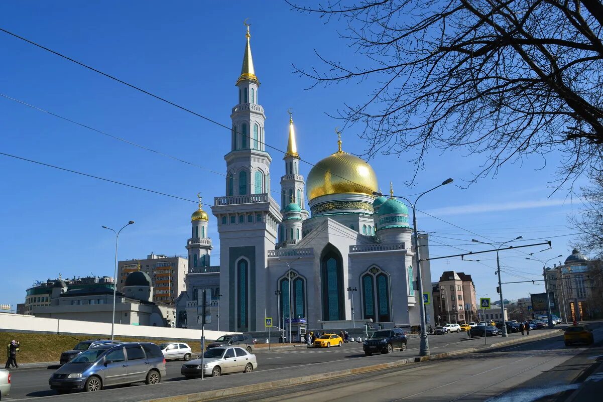 Выползов переулок мечеть москва. Московская Соборная мечеть. Московская Соборная мечеть Москва архитектура. Соборная мечеть Москва 2004. Соборная мечеть в Москве Абишев.