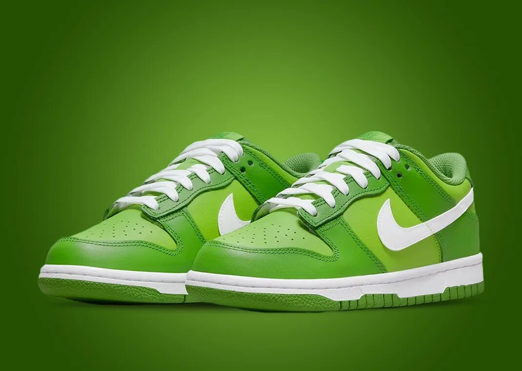 Dunk green. Nike dunk low kermit. nike dunk low green white. nike dunk golf. nike dunk low chlorophyll.