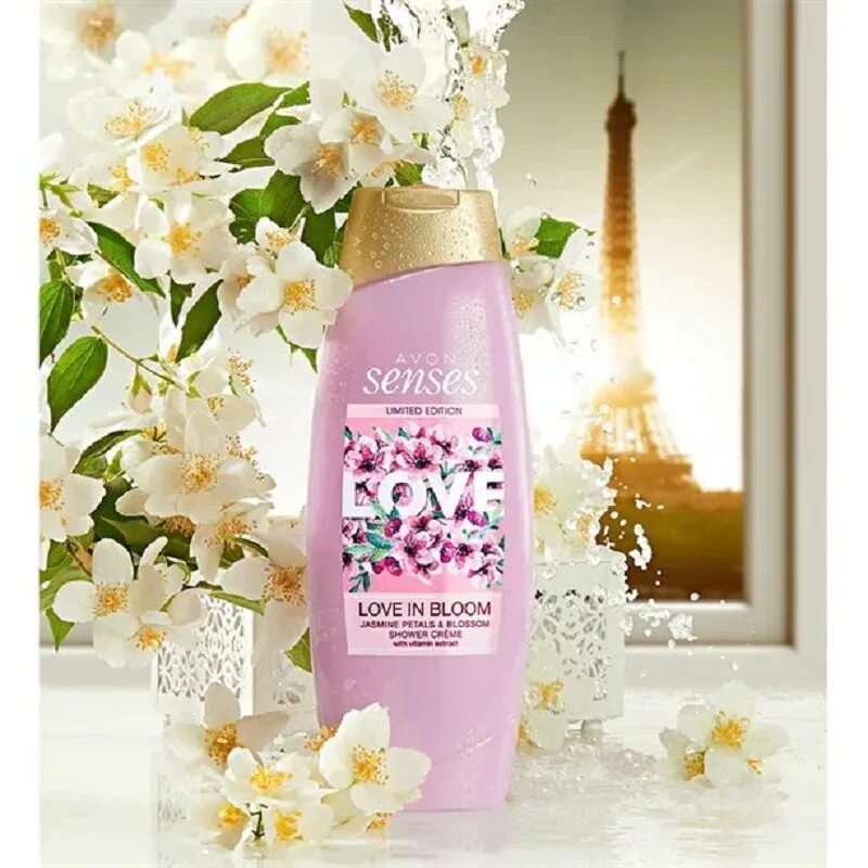 Душа blooms. Гель для душа лове эйвон. гель для душа сенсес эйвон. крем гель для душа эйвон.