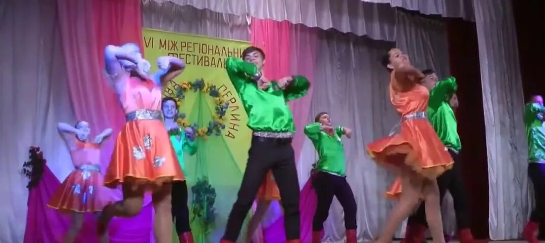 Моя марусечка танец. Марусечка танцы. Танец моя марусечка. Ансамбль танца марусечка танец клоуны карандаши. Моя марусечка танец.