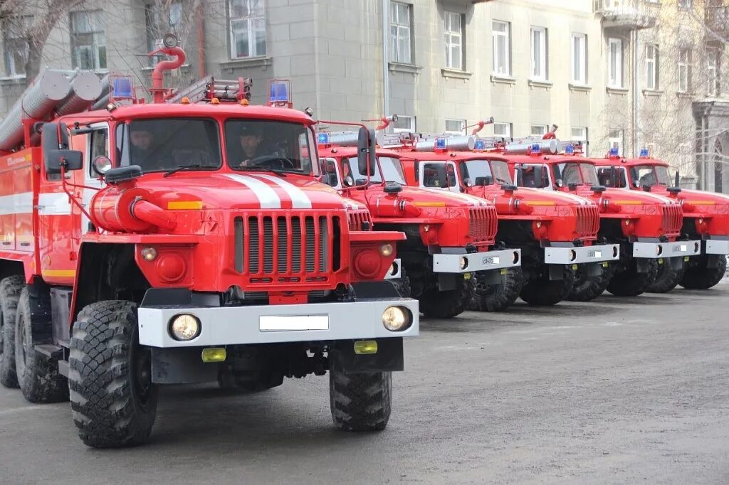 Машина пожарной службы. Пожарная техника. Пожарная машина. Пожарные авто. Пожарная машина МЧС.