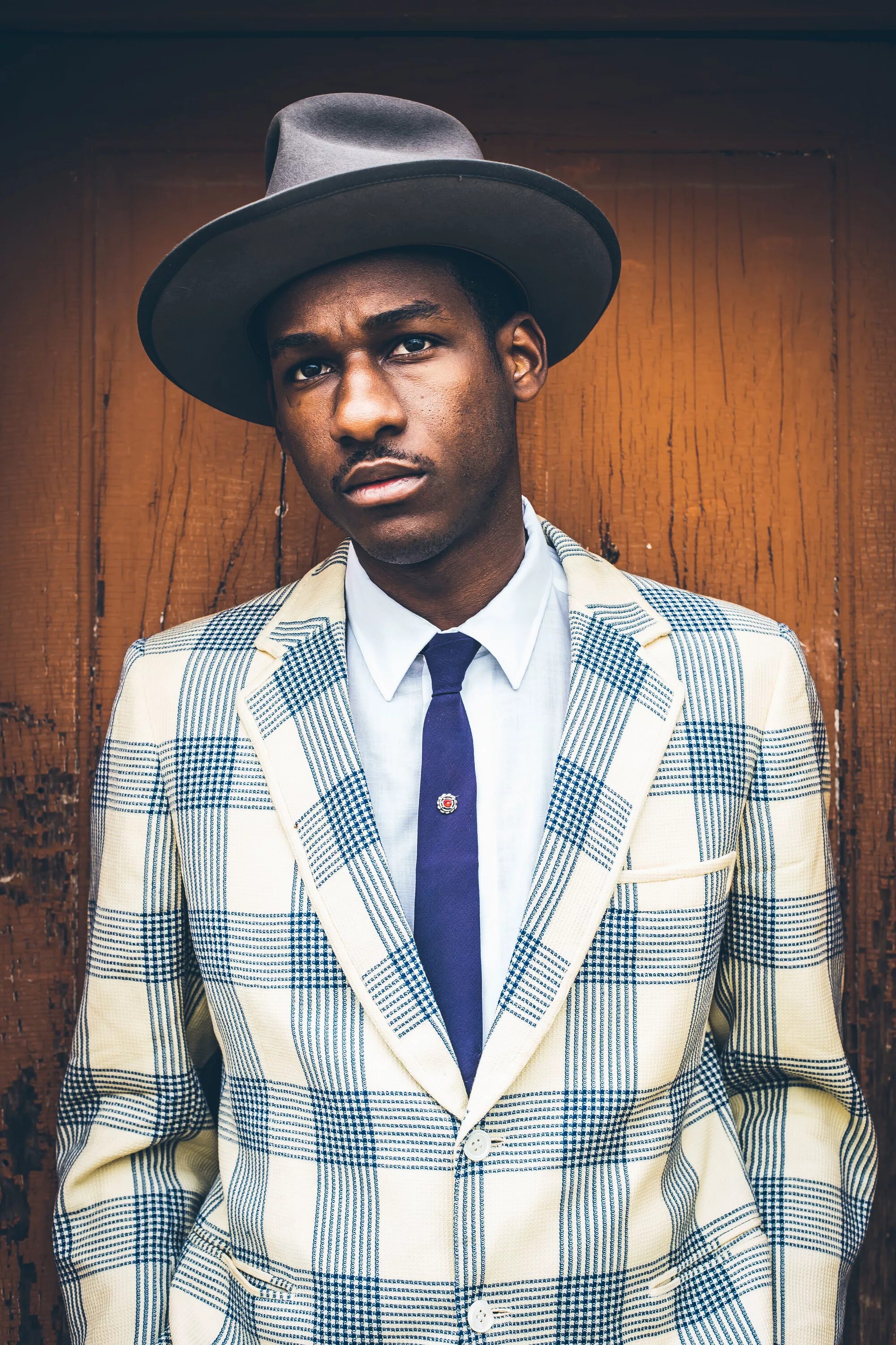 Leon bridges. Kevin kaarl. Leon bridges участники группы. Leon bridges. Leon bridges концерт москва.