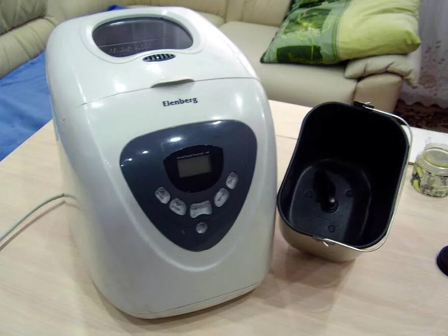 Хлебопечка lg hb-1001cj. Ремонт хлебопечек. Домашняя хлебопечка. Разобрать хлебопечку редмонд. Хлебопечь leran bm 2058 st.