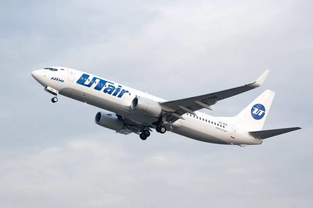 Ютэйр 2025. Боинг 737-800 ютэйр. самолёт боинг 737-800 ютэйр. боинг 737 400 ютэйр. а321 ютэйр.