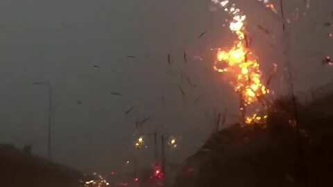 Видео удара молнии
