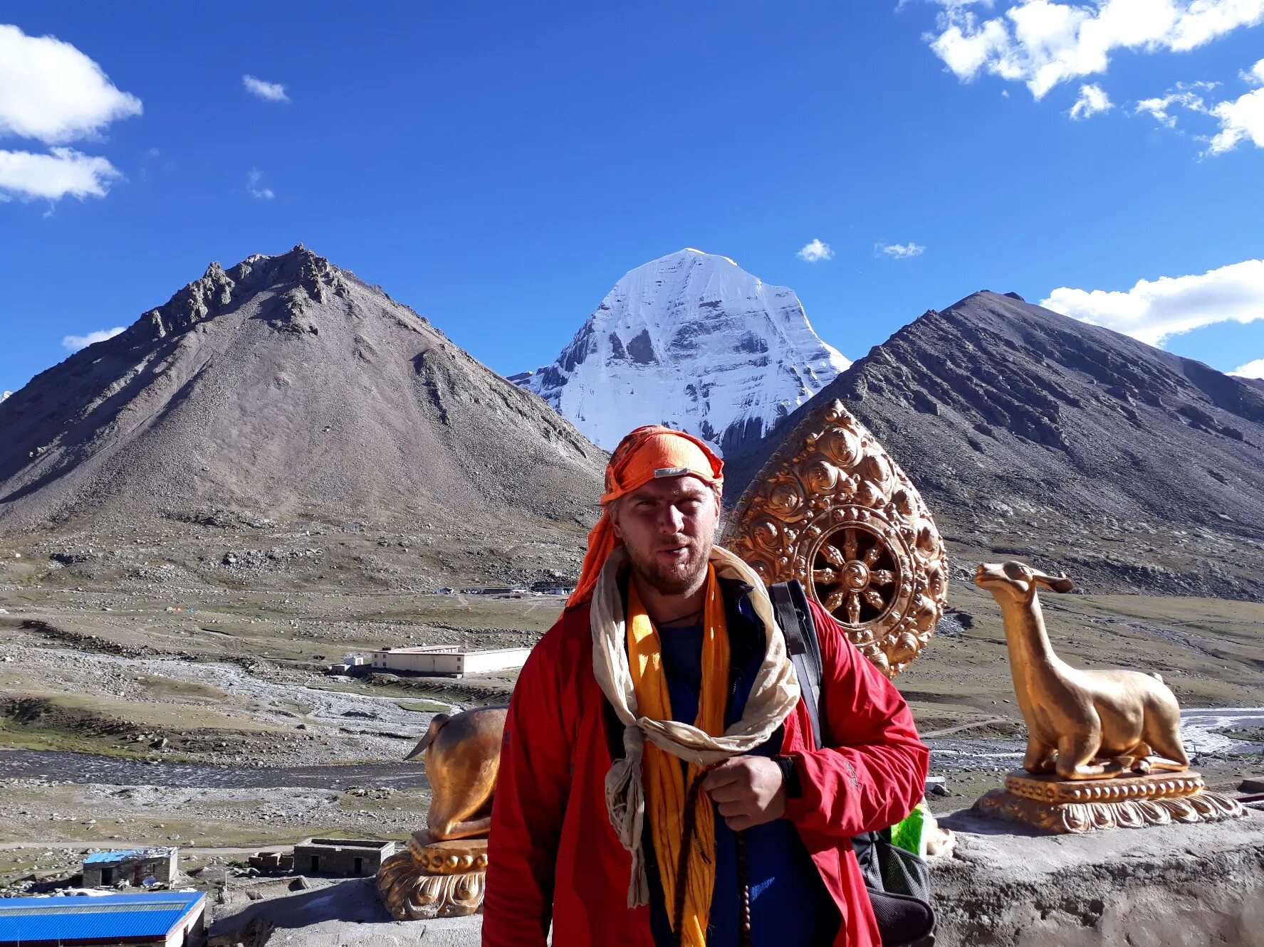 Гималаи Кайлас. Священная гора Кайлас в Тибете.