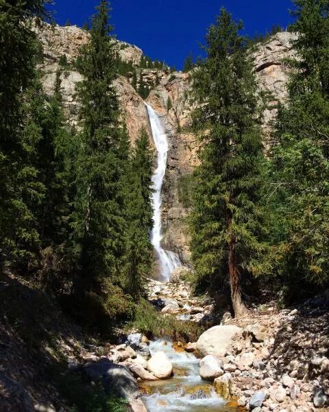 казахстан текели водопад. карагай булак источники. восточно-казахстанская область река ульба. таза булак казахстан. ағып жатыр булак жагасында.