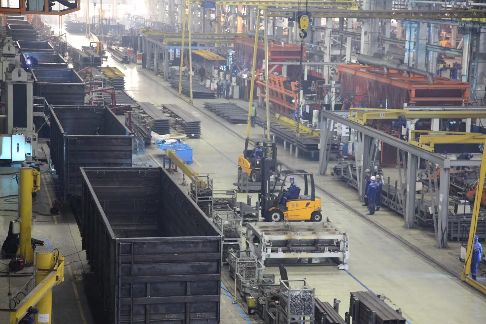 тихвинский вагоностроительный завод вахта