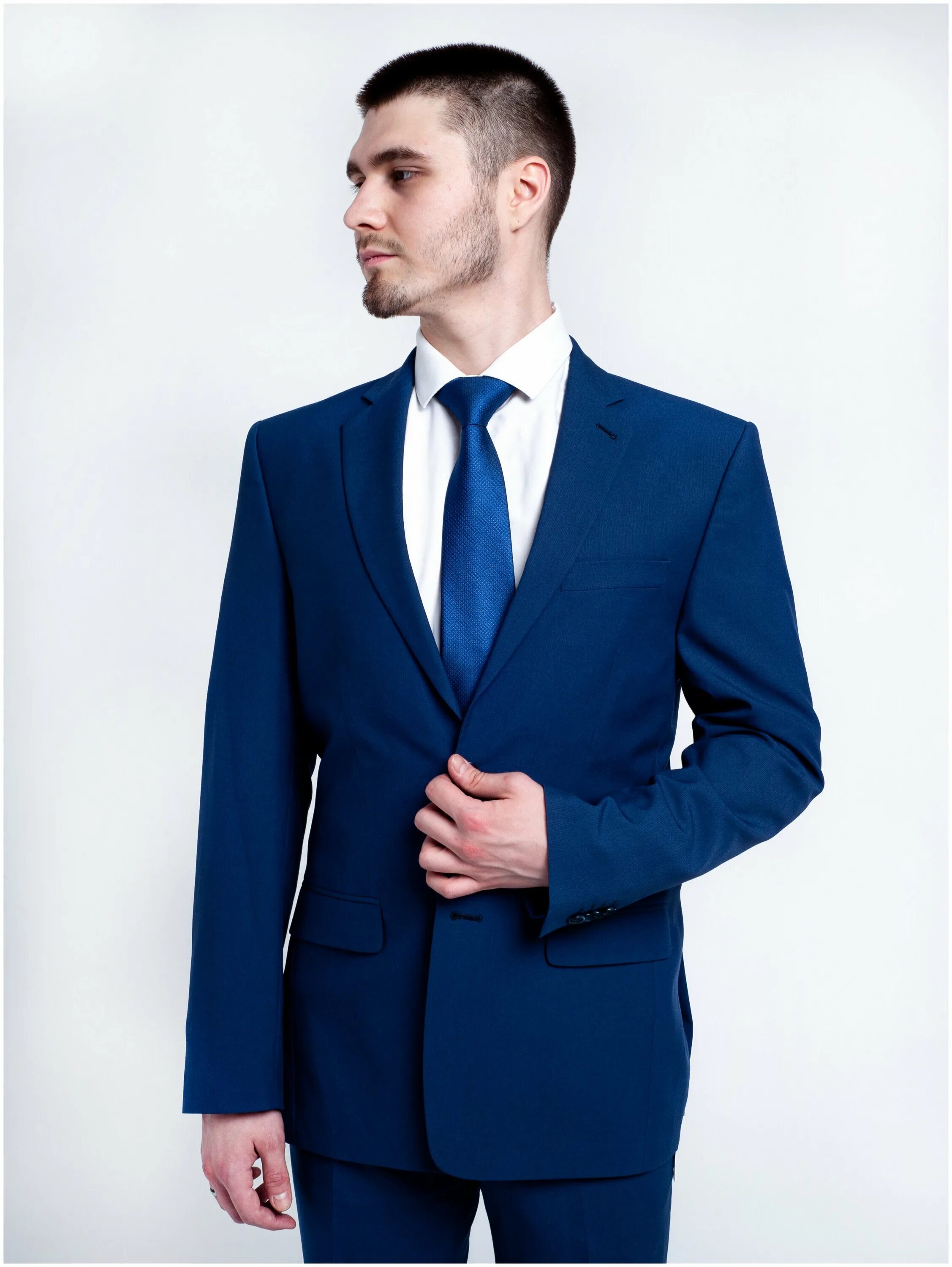 костюм мужской valenti. костюм мужской фирмы valenti синий с коричневой отделкой. пиджак мужской валенти. костюм валенти 25% шерсть. валенти костюмы мужские.