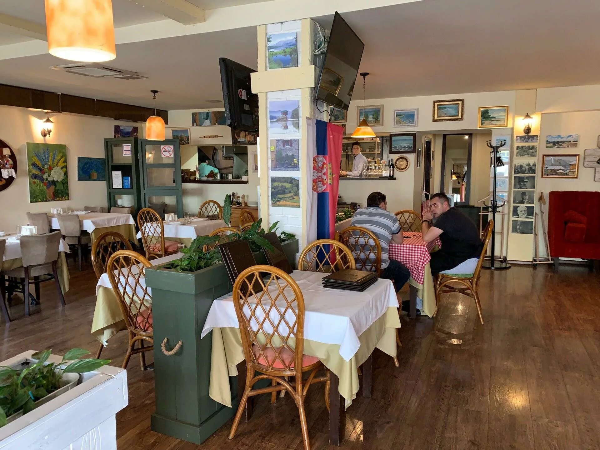 Ресторан джумбус в москве. Добровольческая улица 12 ресторан джумбус. Ресторан джумбус в москве. Ресторан джумбус в москве. Добровольческая улица 12 ресторан джумбус.