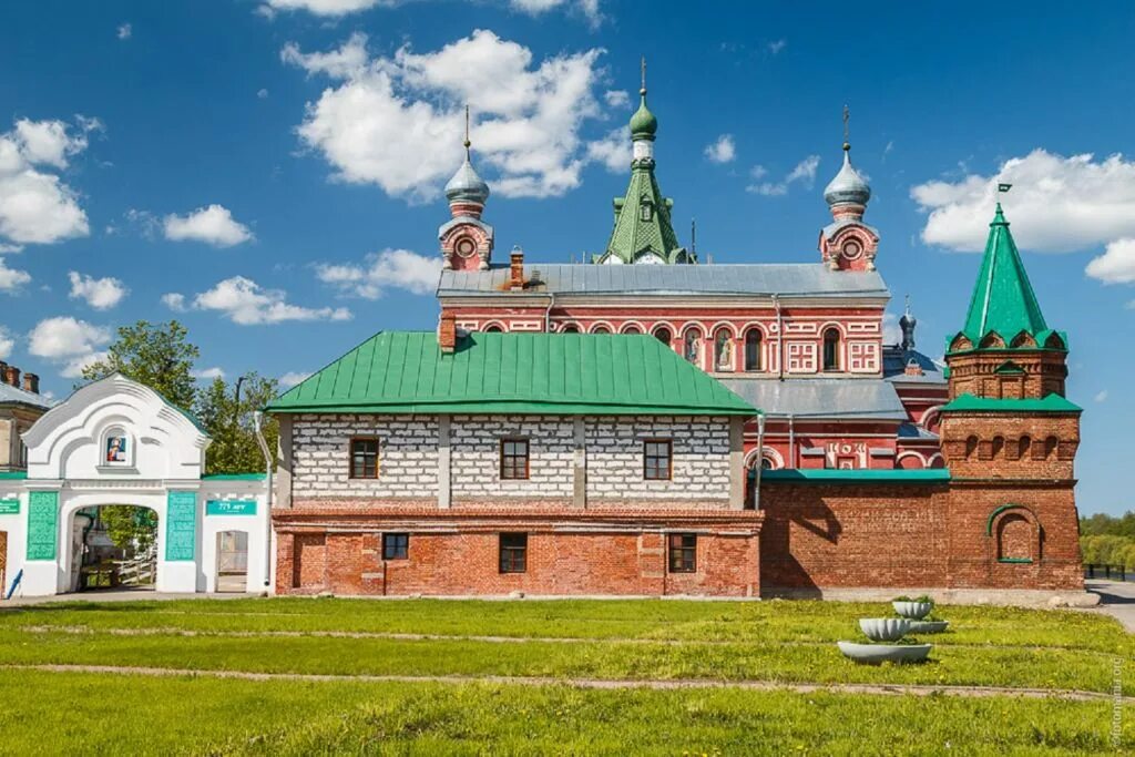 Староладожский монастырь старая ладога. Староладожский монастырь старая ладога. Староладожский монастырь старая ладога. Староладожский монастырь старая ладога. Староладожский девичий монастырь.