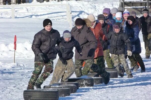 Зимняя военно-спортивная игра. Зимняя Зарница в детском саду. Зарница полоса препятствий. Зарница в садике зимой.