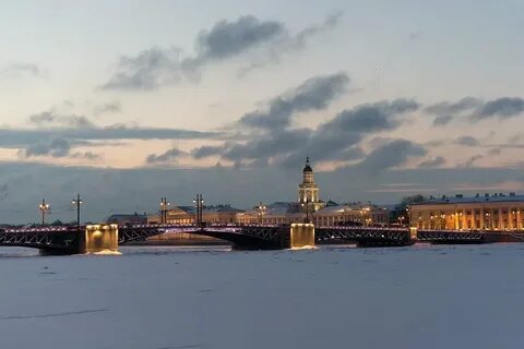 Разводят ли мосты в петербурге зимой