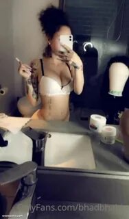 Bhad Bhabie Topless Onlyfans Porn Leaked - 18 photos osées ont fuité depuis...