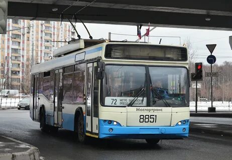 Троллейбус 72