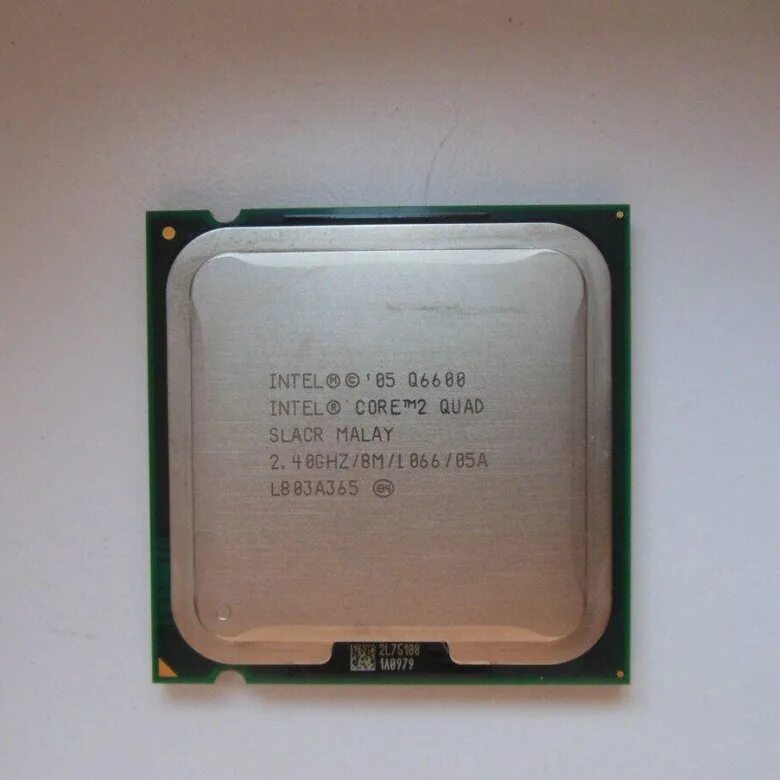 Intel core quad cpu q6600. Процессор intel core 2 quad q6600. intel core 2 quad 6600. core 2 quad q6600 кристаллы. intel core 2 q6600 @ 2.40 ггц.