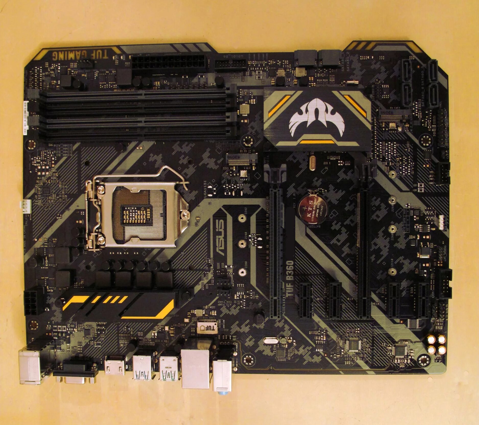 Материнка asus gaming. ASUS TUF b360. ASUS TUF 1151. Материнская плата ASUS TUF b360-Pro. Motherboard 570 ASUS TUF.