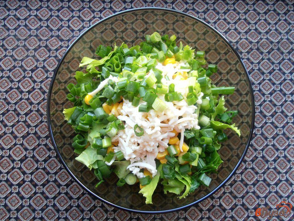 Как приготовить салат из одуванчиков. Салат со шпинатом и кукурузой. салат из одуванчиков. салат из одуванчиков с яйцом. салат из одуванчиков и крапивы.