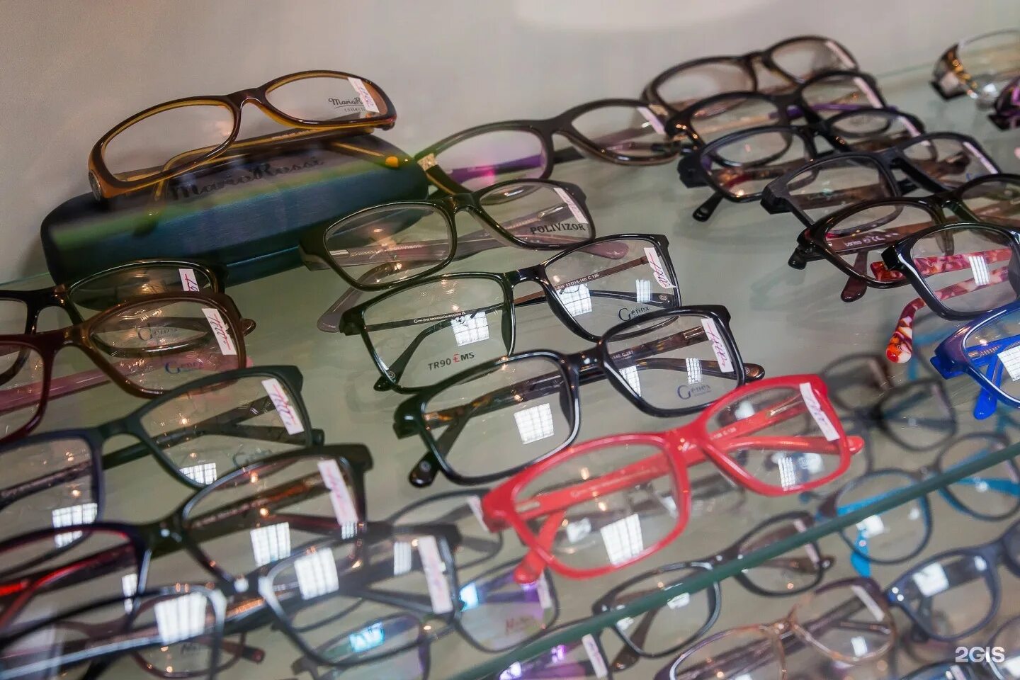 Оправы luxottica. Оптика куса. Пайка оправ. Технология изготовления оправ. Производство оправ для очков.