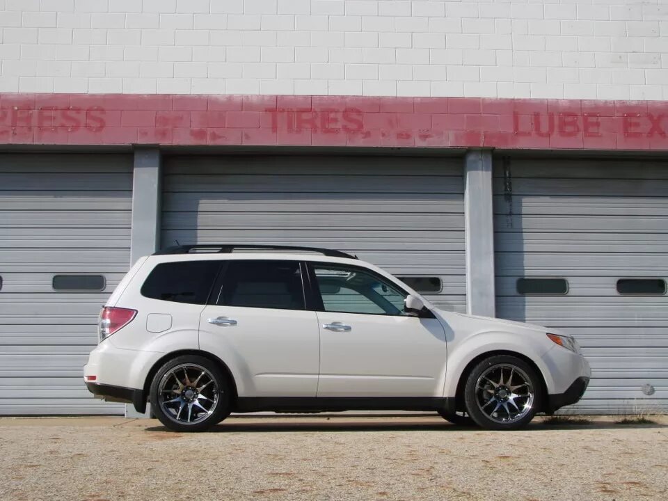 Диски форестер sh. Subaru Forester sh5. Диски sh5 Subaru Forester занижение. Subaru Forester sh r18. Subaru Forester sh белый.