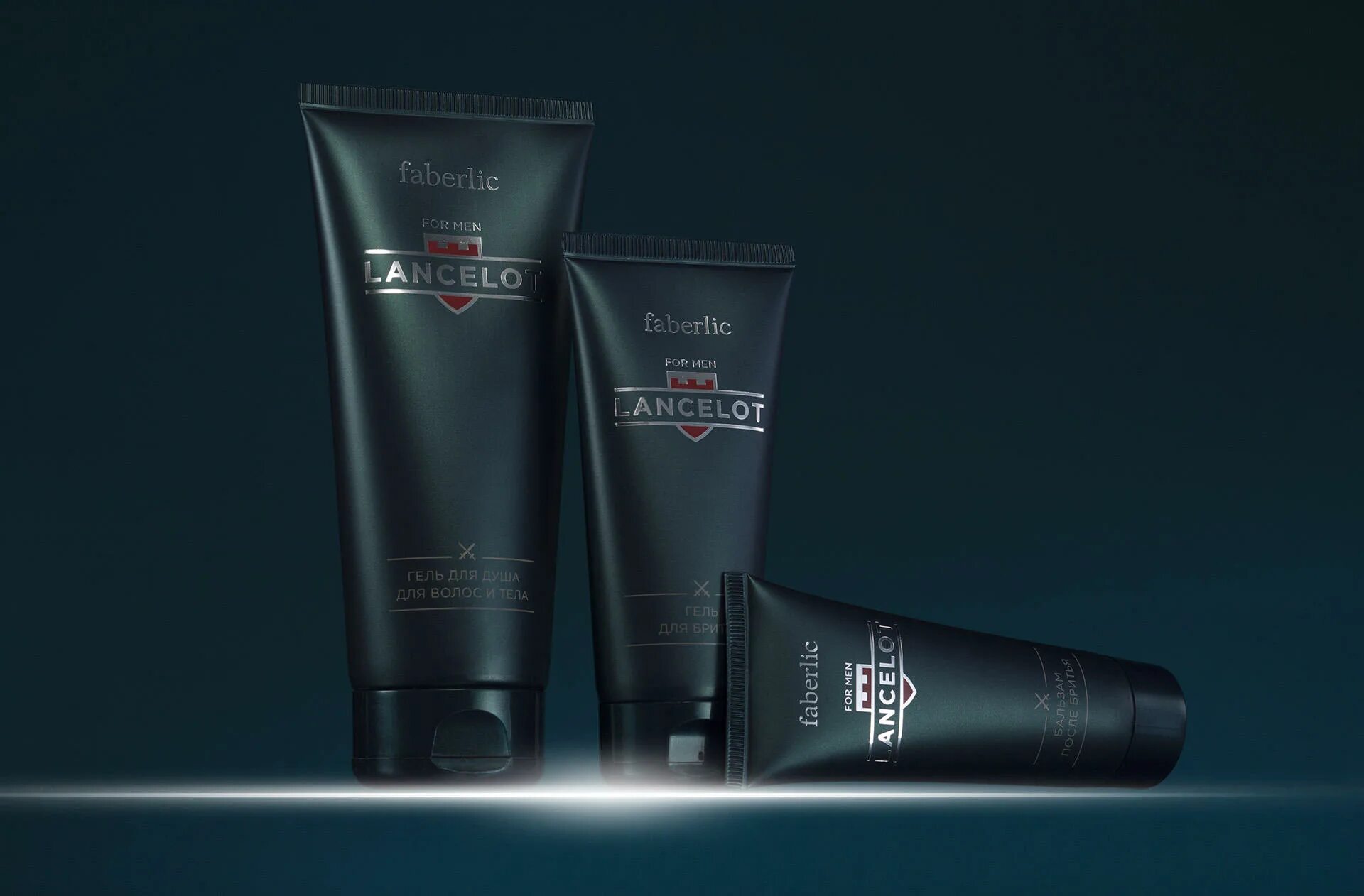Люксовая косметика для мужчин. Novage men oriflame. Элитная мужская косметика. Clinique great skin for him set. Nirvel professional шампунь черный.