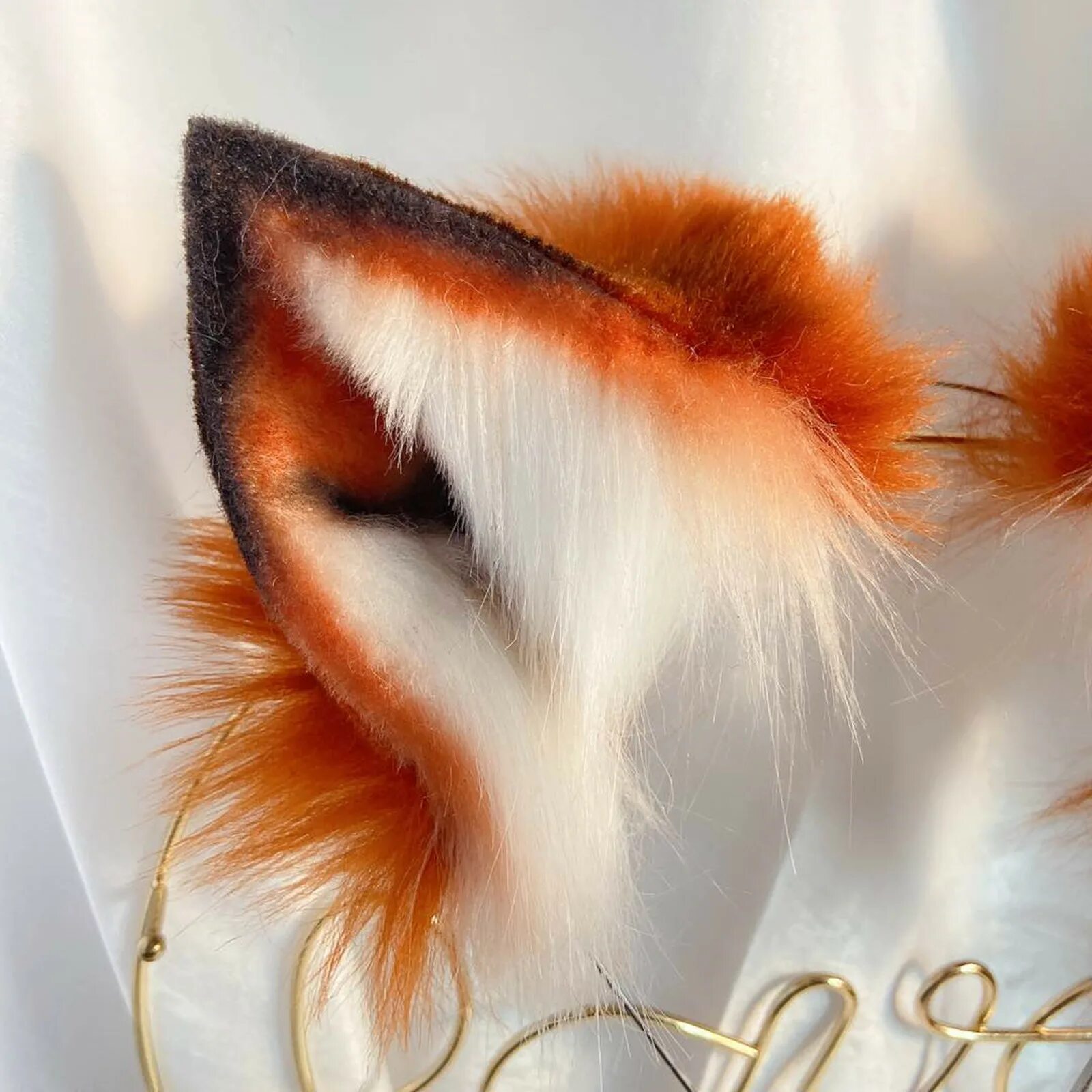 Лисьи ушки. Ушки лисы на ободке. Ушки лисички. Ободок "лисичка". Ушки.