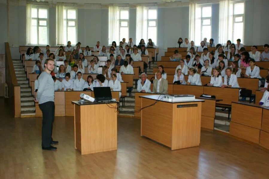 Учреждения образования нижнего новгорода. НИЖГМА Нижний Новгород. Нижегородская государственная медицинская Академия. Приволжский исследовательский медицинский университет (ПИМУ). Мед универ Нижний Новгород.