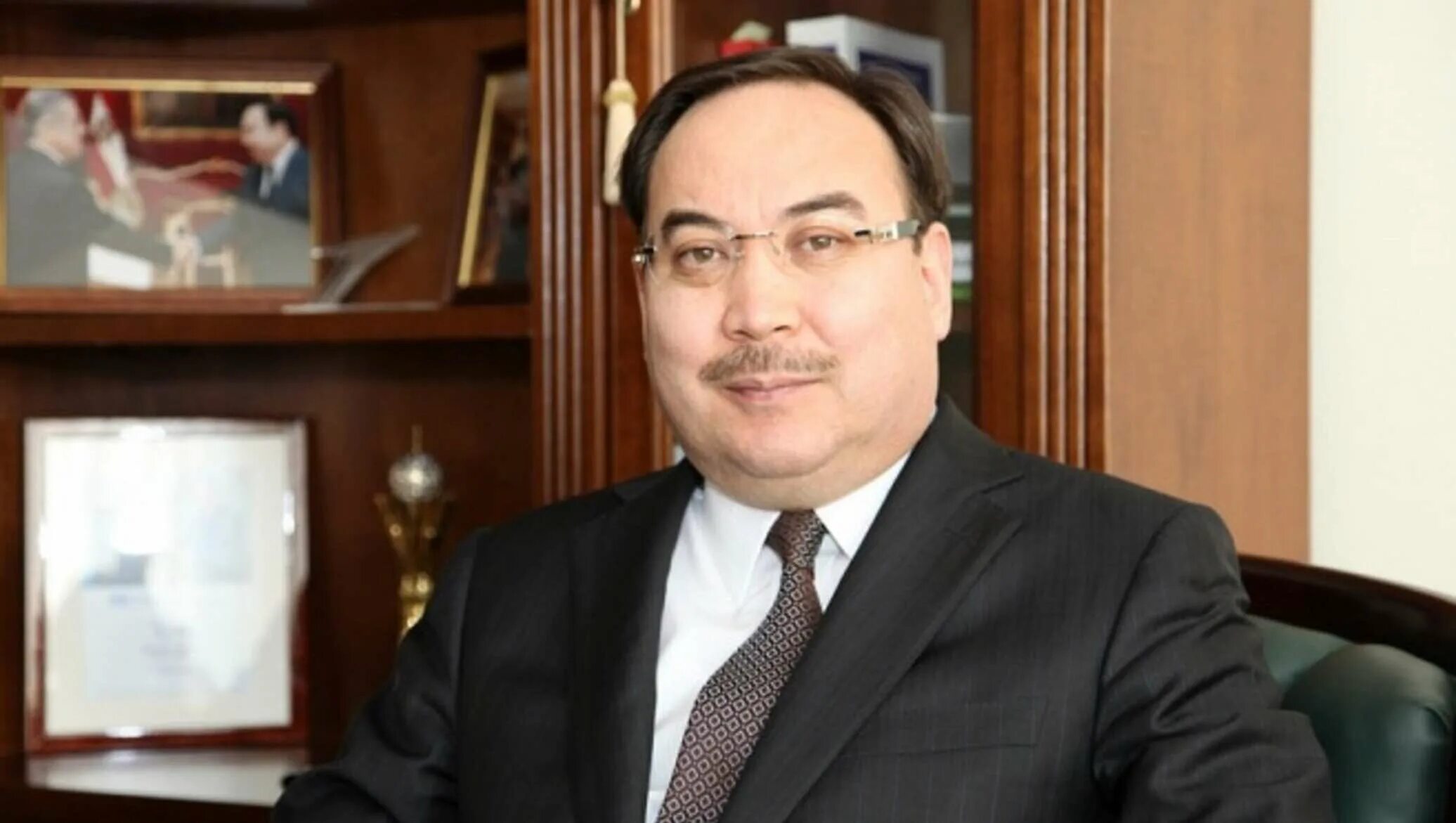 Казыханов. Ержан. Посол Республики Казахстан в США.
