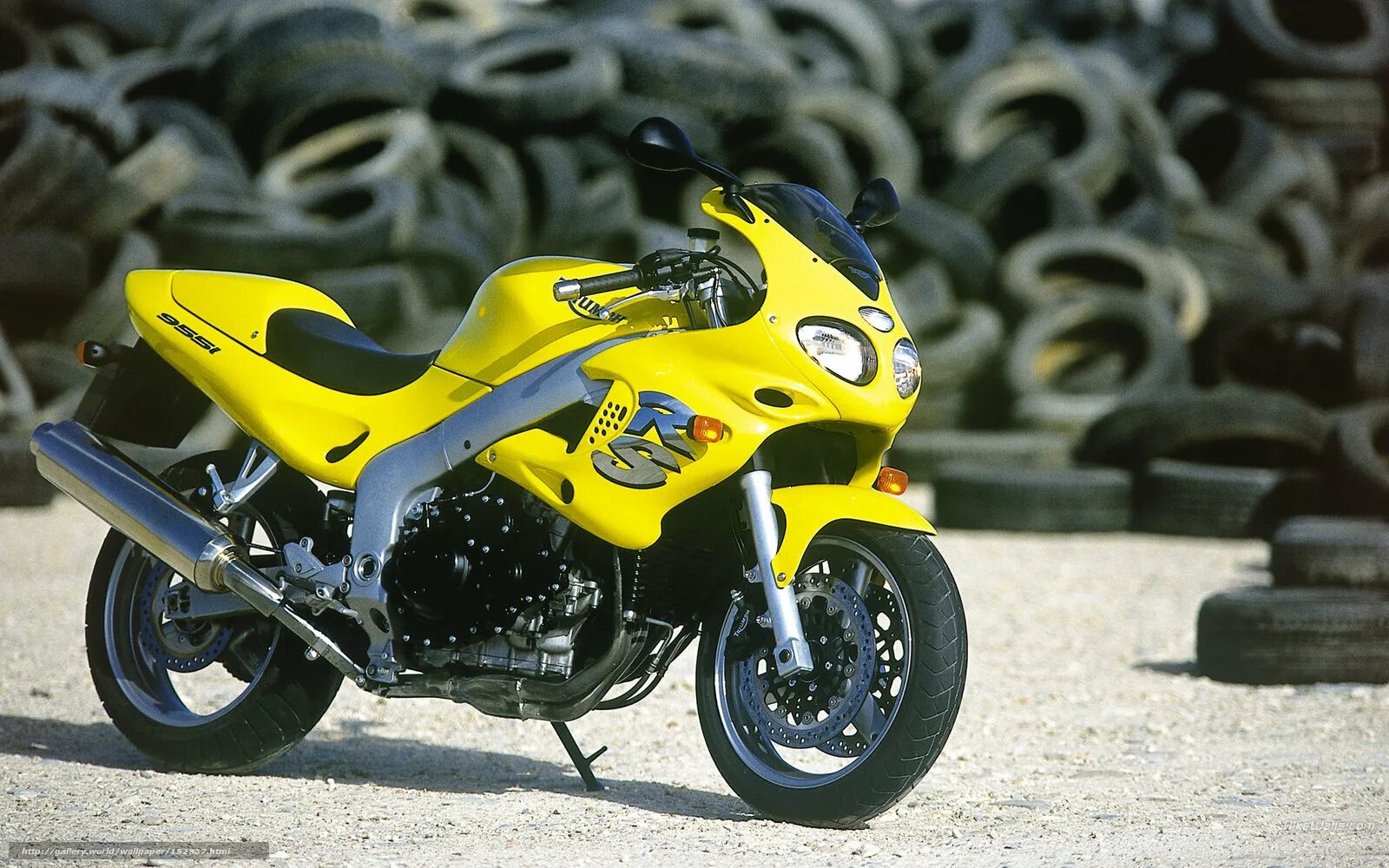 Кс мото. Triumph sprint rs. triumph rs 2000. мотоцикл. мотоцикл обычный.