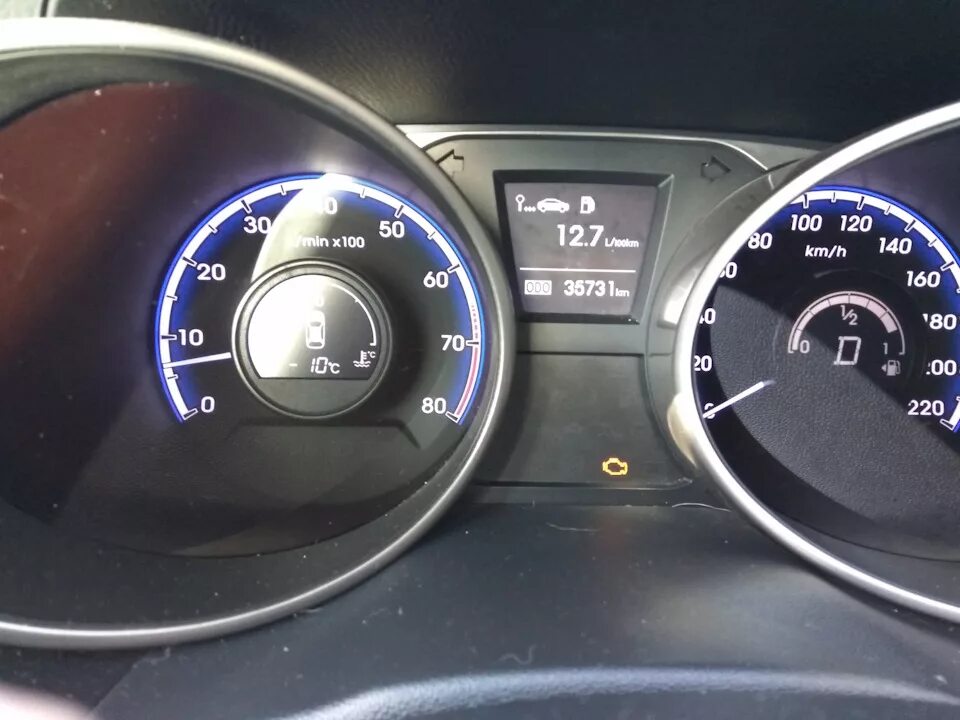 Ошибка хендай. Хендай ай икс 35 чек двигателя. p0106 hyundai. датчики топлива hyundai ix35. лампочка чека хендай ix35.