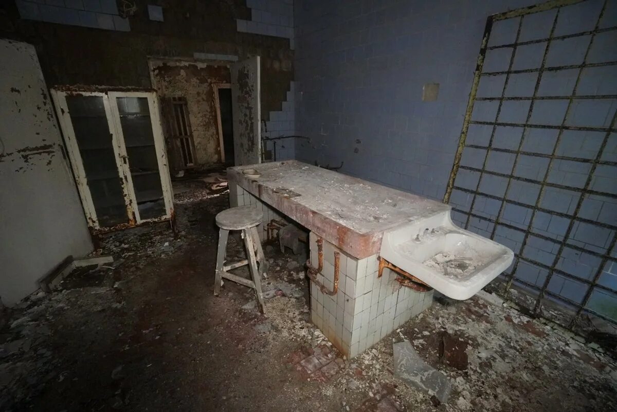 Чернобыль жуткие. Припять 2022. Чернобыль Припять 2022. Чернобыль Припять после взрыва. Чернобыль после взрыва 1986.