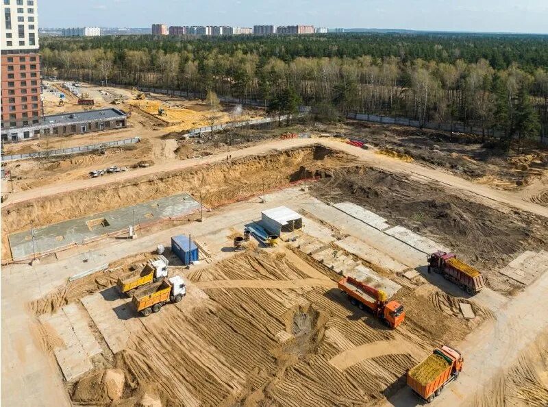 Снежный полигон екатеринбург. Томилино 2023. Томилино 2023. Томилино парк балконы. 3.