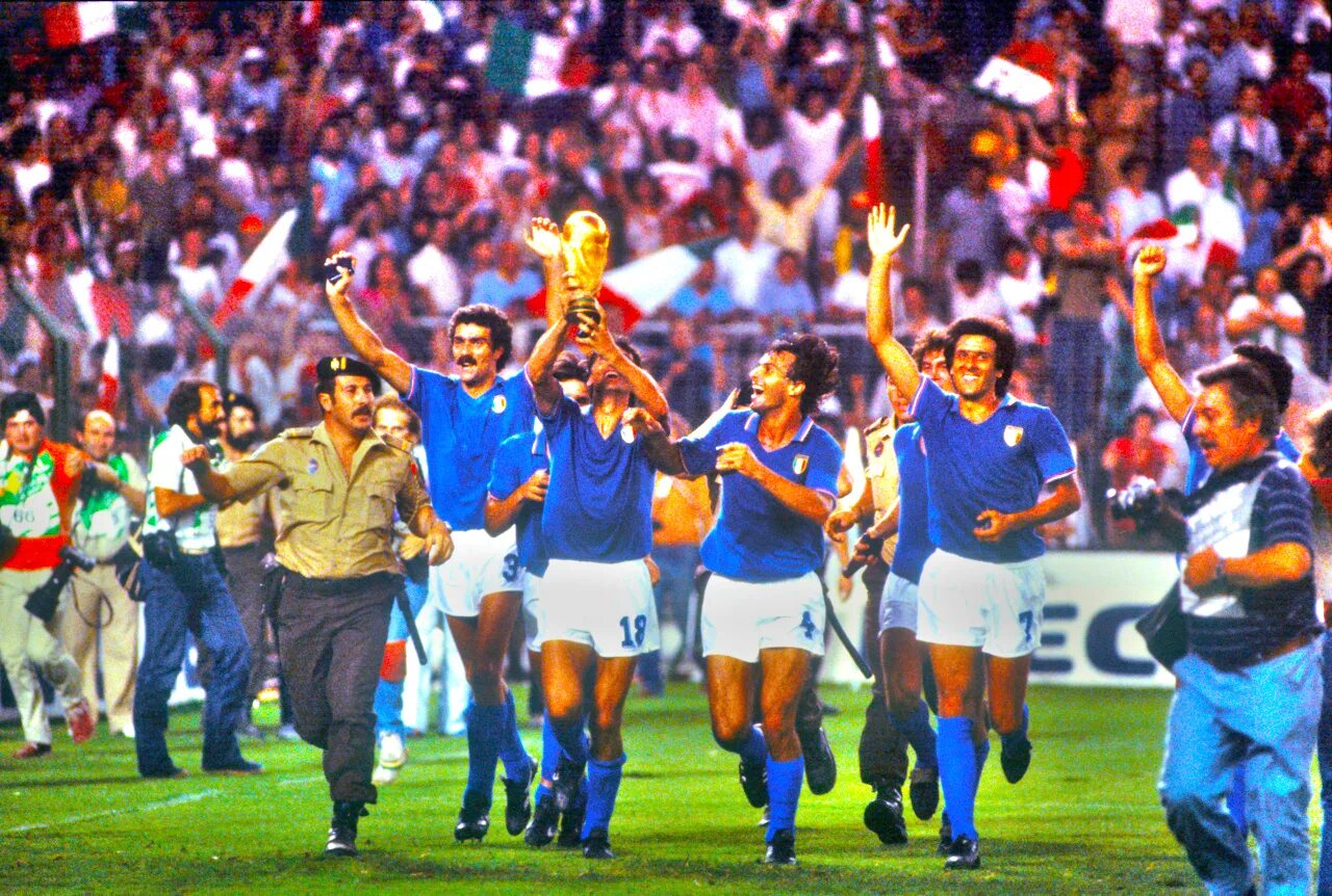 Сборная италии 1982 финал. Италия фрг 1982. Сборная чили 1986. World cup 1982. Аргентина 1982.