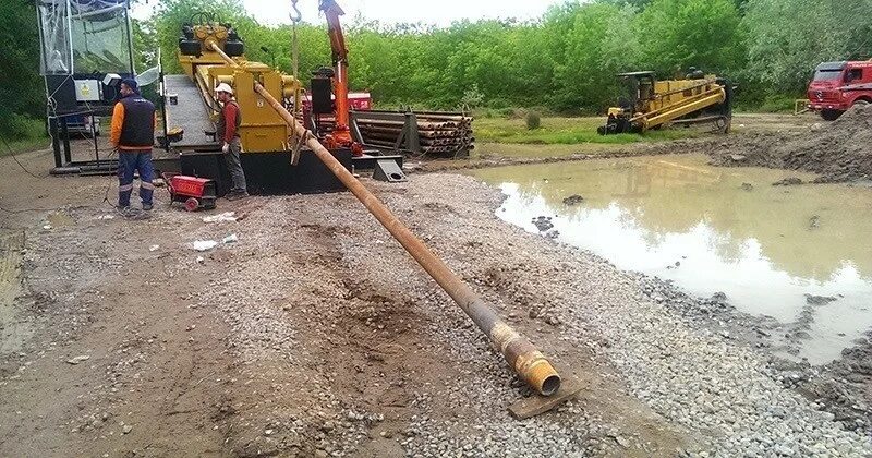 Горизонтальное бурение гб1421. Машина гнб сму 303. Технология гнб горизонтально направленного бурения. Прокладка газопровода гнб и ннб. Gs600 l гнб.