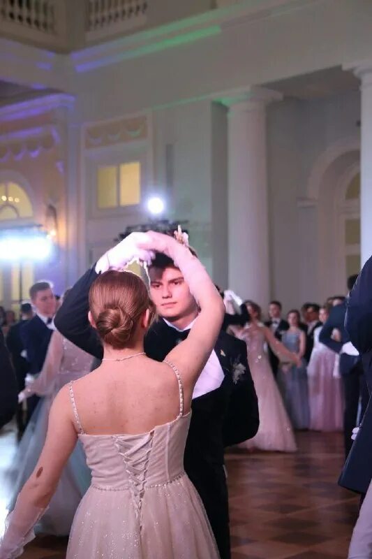 Екатерининский бал 2023. Екатерининский бал 2023. Дрезденский бал в спб 2019 фото. Екатерининский бал в царицыно. Екатерининский бал 2021.