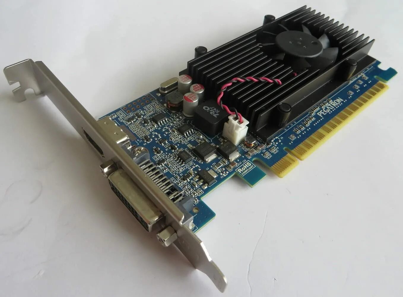 Старые видеокарты nvidia. Nvidia geforce gt 620. nvidia gt 620 2gb. pegatron geforce gt 620. geforce gt 620 2gb ddr3.
